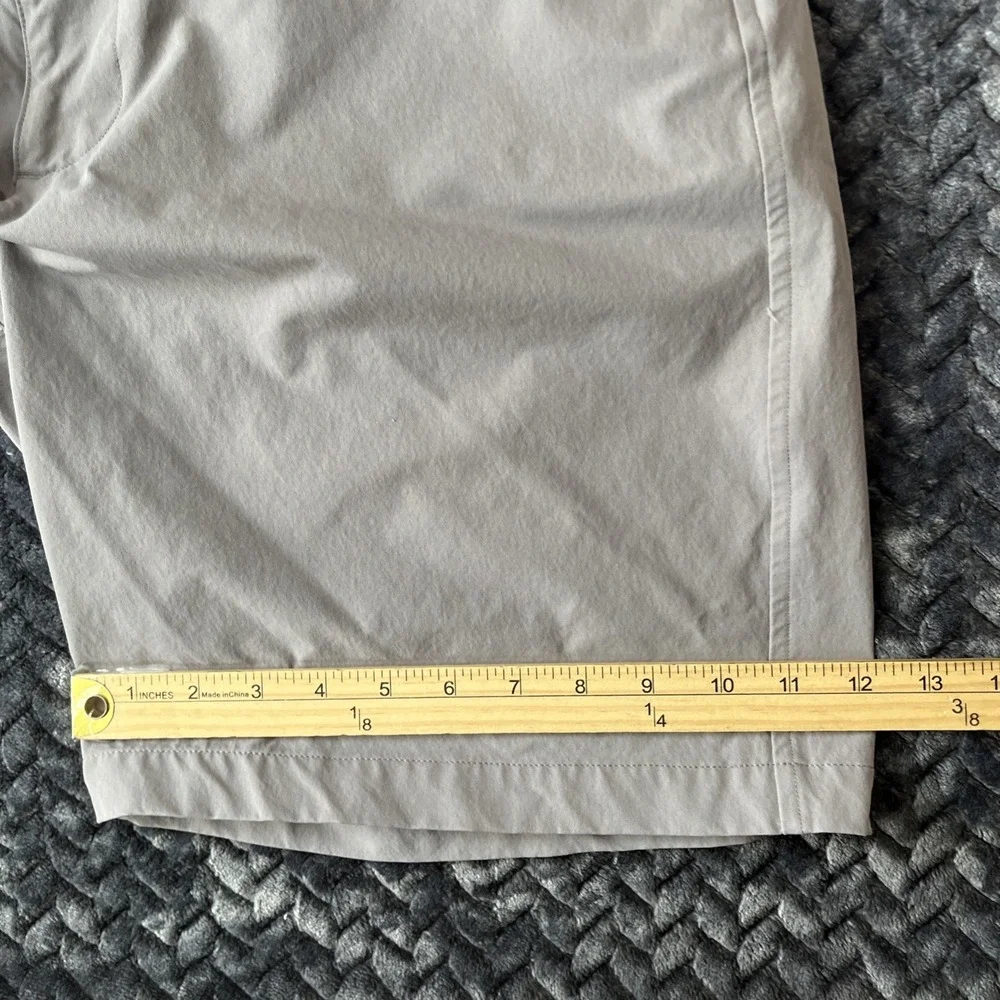 Under Armour Golf Shorts Mens 32 Gray Chino Bermuda Performance Stretch